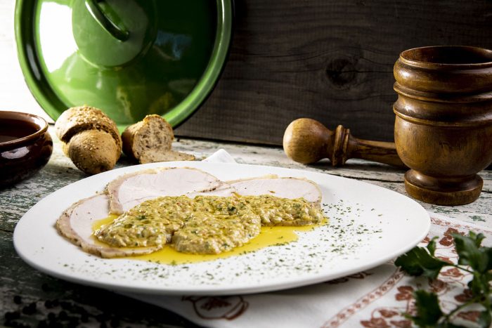 Fesa di tacchino in salsa verde - immagine 2